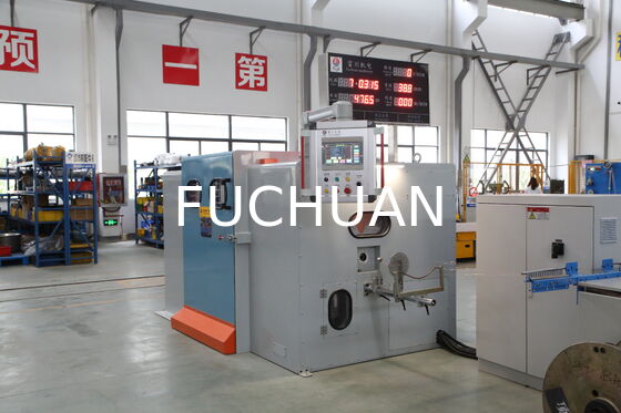 آلة تدوير مزدوجة مع تصميم قوس واحد من ألياف الكربون توفير الطاقة أكثر من 25 في المائة وإعدادات قيمة الطوق القائمة على PLC